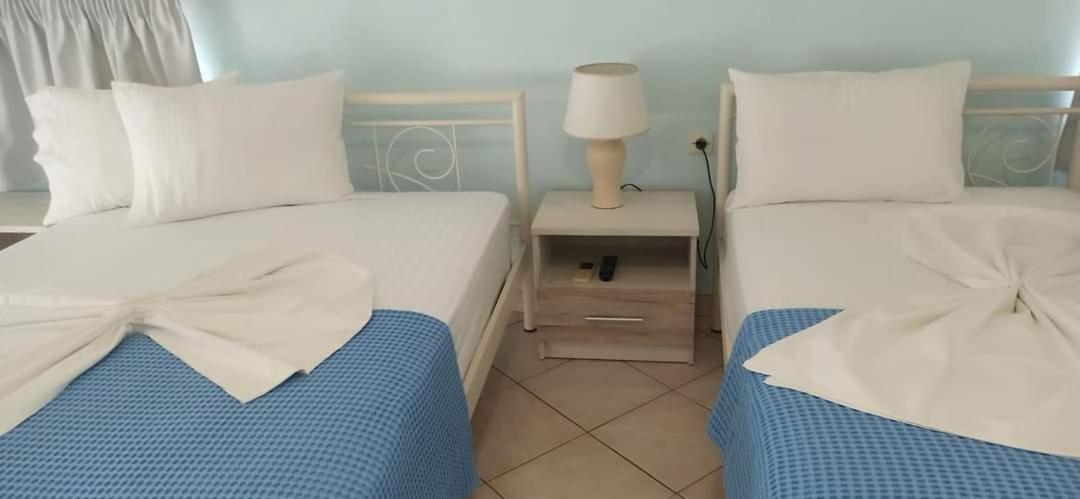 Achilleas Rooms Sívota Стая снимка