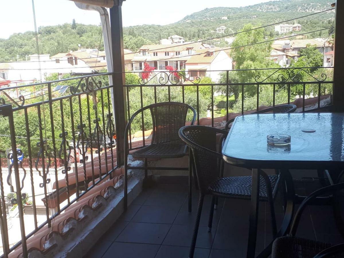 Achilleas Rooms Sívota Екстериор снимка