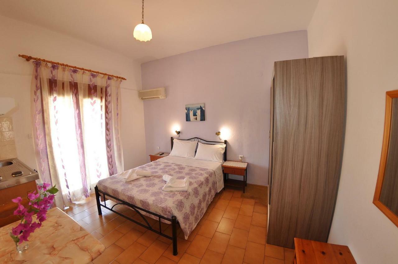 Achilleas Rooms Sívota Екстериор снимка